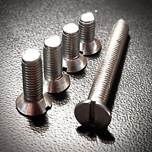 Machine screws slot - m8,