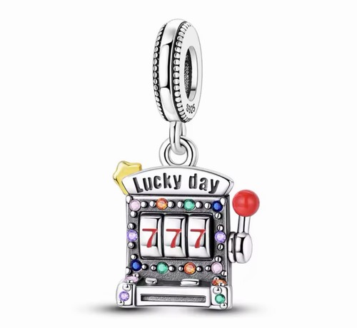 Slot machine charm - 777, lucky