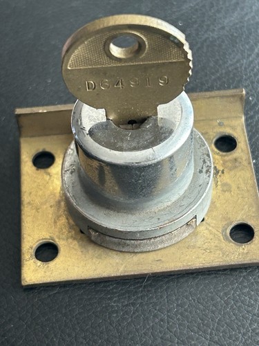 Mills back door lock - ,